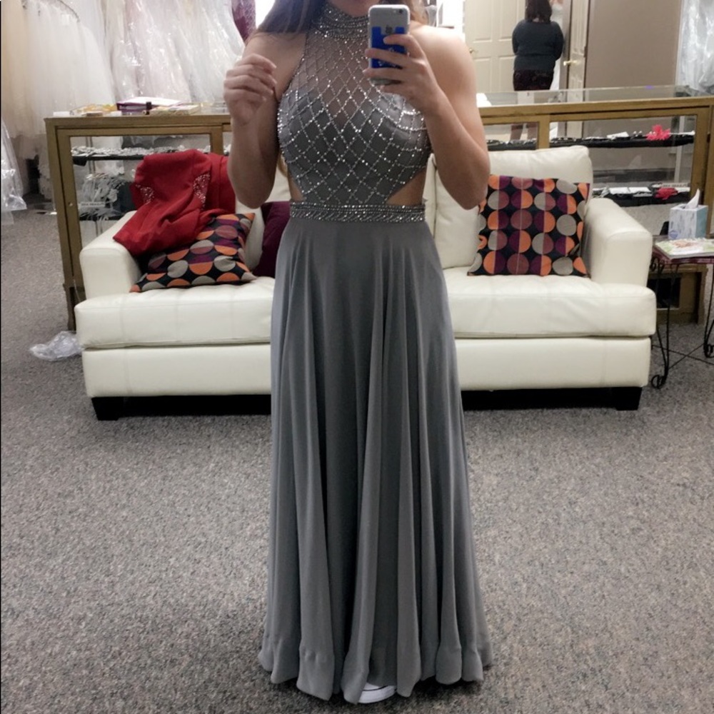 Light gray Prom dress